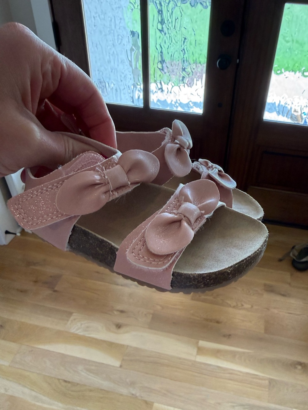 New Carter’s sandals